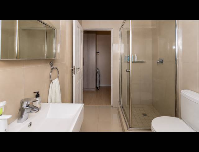 4 BEDROOM HOUSE FOR SALE IN PARKLANDS NORTH